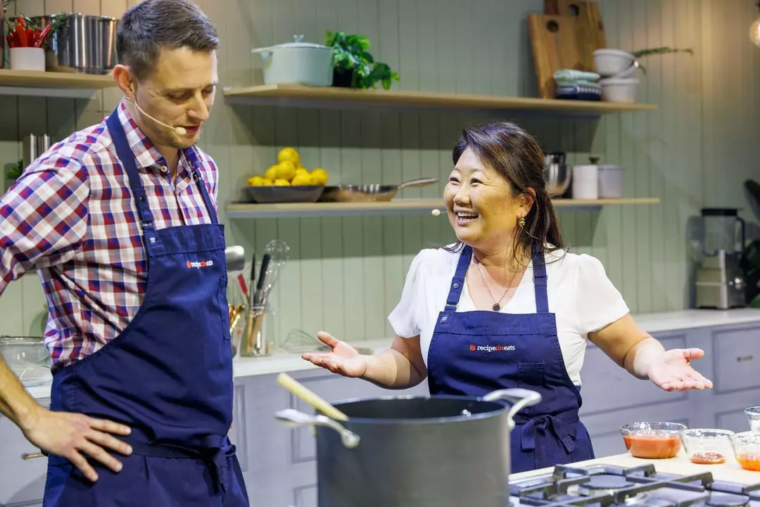 Nagi talking to JB at the good food and wine show 2023.