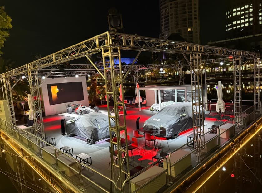 Audi Pontoon